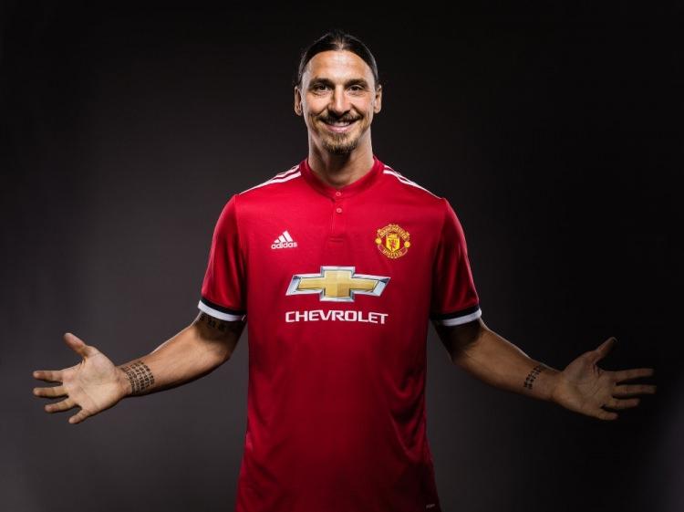 <p>ZLATAN IBRAHIMOVIC | Kulüp: Manchester United | Yaş: 36 | Sözleşme bitiş: Haziran 2018</p>