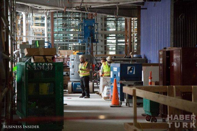 <p>130 bin metrekarelik alana sahip gökdelende Salesforce'un yanı sıra WeWork, Bain & Company, Accenture ve CBRE gibi dev şirketlerin merkezleri de bulunacak.</p>

<p> </p>

<p> </p>
