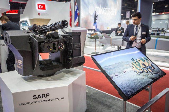 <p>Bu, ihracattaki en başarılı ürünlerden birisi. Daha 2 gün önce Hırvatistan'daki Sahil Güvenlik Kuvvetleri gemisine 30 milimetre konfigürasyonunun ilk sistem teslimatı yapıldı. Gemi üzerine montajı tamamlandı. Malezya'ya 6 tane vermiştik, onun da 3'ü tamamlandı, dördüncüsüne devam edeceğiz." </p>
<p> </p>
<p> </p>