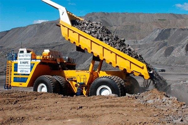 <p>Dünyanın en büyük kepçesi 'LeTourneau L2350'  </p>
