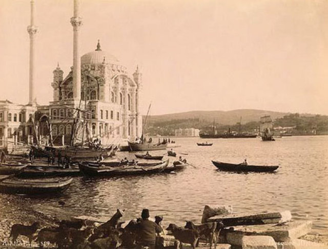 <p>Ortaköy Cami - 1860</p>
