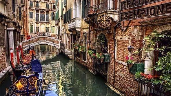 <p>İtalyan şirketlerinden gelen yatırımın toplam doğrudan yatırım i&ccedil;erisindeki payı y&uuml;zde 2.1</p>
