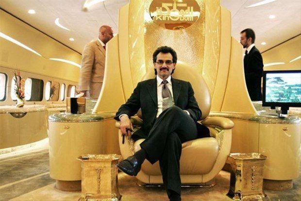 <p>Boeing 747-400'ün özelleştirilmiş versiyonu, Suudi Arabistan Prensi El-Velid bin Talal'a aittir.</p>

<p> </p>
