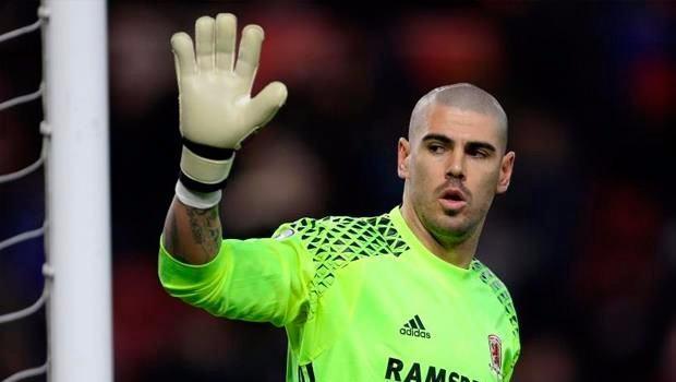 <p>Víctor Valdés (38)</p>

