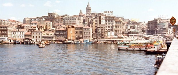 <p><strong>Karaköy</strong></p>
