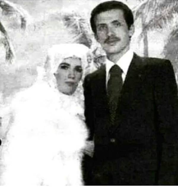 <p>Recep Tayyip Erdoğan ile Emine Gülbaran</p>
