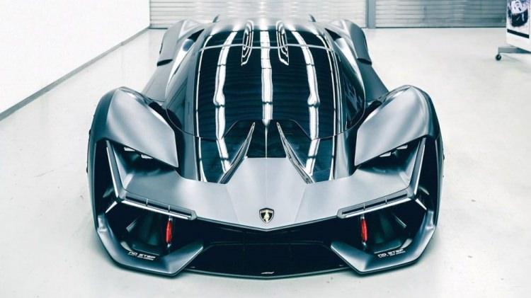 <p>Süper otomobil üreticisi Lamborghini, ABD'nin teknolojiyle eşdeğer hâle gelmiş üniversitesi MIT ile yüksek güç üreten elektrik pillerine ve kendi kendini onarma kabiliyetine sahip yeni bir otomobil tasarladı: Terzo Millennio</p>

<p>Terzo Millennio (üçüncü milenyum), Lamborghini ile Massachusetts Teknoloji Enstitüsü (MIT) arasındaki üç yıl sürecek işbirliğin ilk meyvesi.</p>
