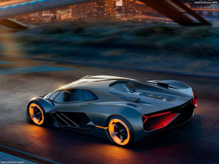 <p>Automobili Lamborghini CEO’su Stefano Domenicali, MIT ve AR-GE departmanlarının ortak çalışmasının süper otomobil alanında kuralları yeniden yazacağı görüşünde.</p>

<p> </p>
