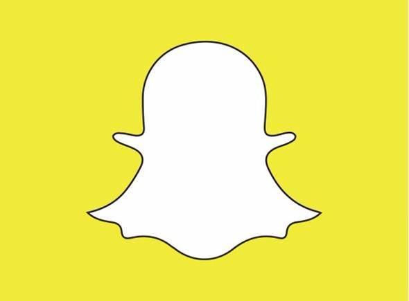 <p>Snapchat<br />
<br />
Snapchat sayesinde kullanıcılar 1-10 sn süreli video, fotoğraf çekebilir. Kullanıcının fotoğraf ve videolarını 24 saat süreli olarak hikayesinde yayımlayabilmesini sağlayan uygulama.</p>
