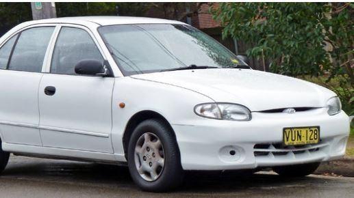 <div><strong>Hyundai Accent</strong></div>
<div> </div>
<div>1994 yılında üretilmeye başlanan Hyundai Accent, bazı ülkelerde Verna ismiyle de satılıyor.</div>