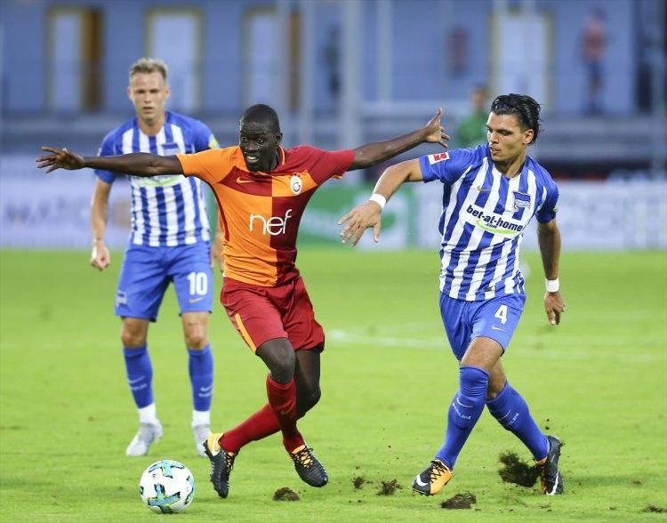 <p><strong>SENEGAL:</strong></p>

<p> </p>

<p>Badou N'Diaye (Galatasaray)</p>
