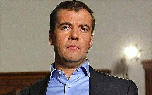 <p><strong>Dmitri Medvedev</strong></p>

<p>Rusya Başbakanı<br />
<br />
45 bin 382 TL</p>
