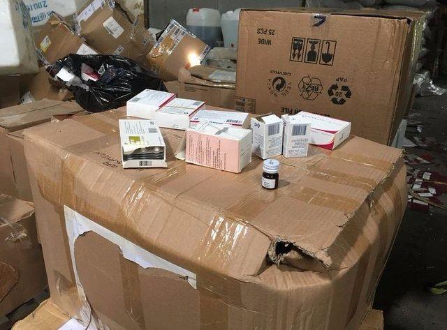 <p>İLAÇ KAÇAKÇILIĞI:<br />
Ağrı,<br />
Ankara,<br />
Van</p>
