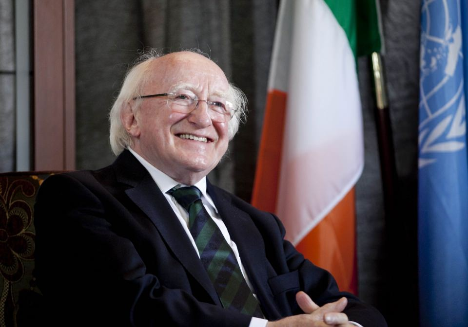 <p><strong>Michael D. Higgins</strong><br />
<br />
İrlanda Devlet Başkanı<br />
<br />
81 bin 225 TL</p>
