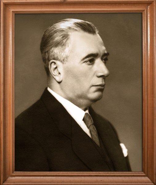 <p>Bekir Refik Koraltan 22 Mayıs 1950-22 Mayıs 1960</p>
<p> </p>
