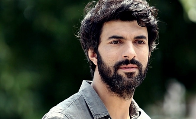 <p>Engin Akyürek</p>
