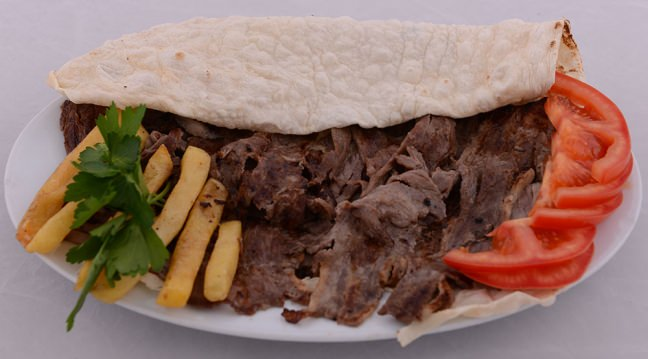 <p>Döner kebap</p>
