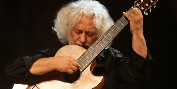 <p>Erkan Oğur</p>
