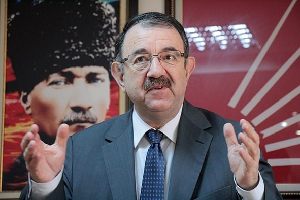 <p>Süleyman Sencer Ayata - CHP 26. dönem milletvekili</p>