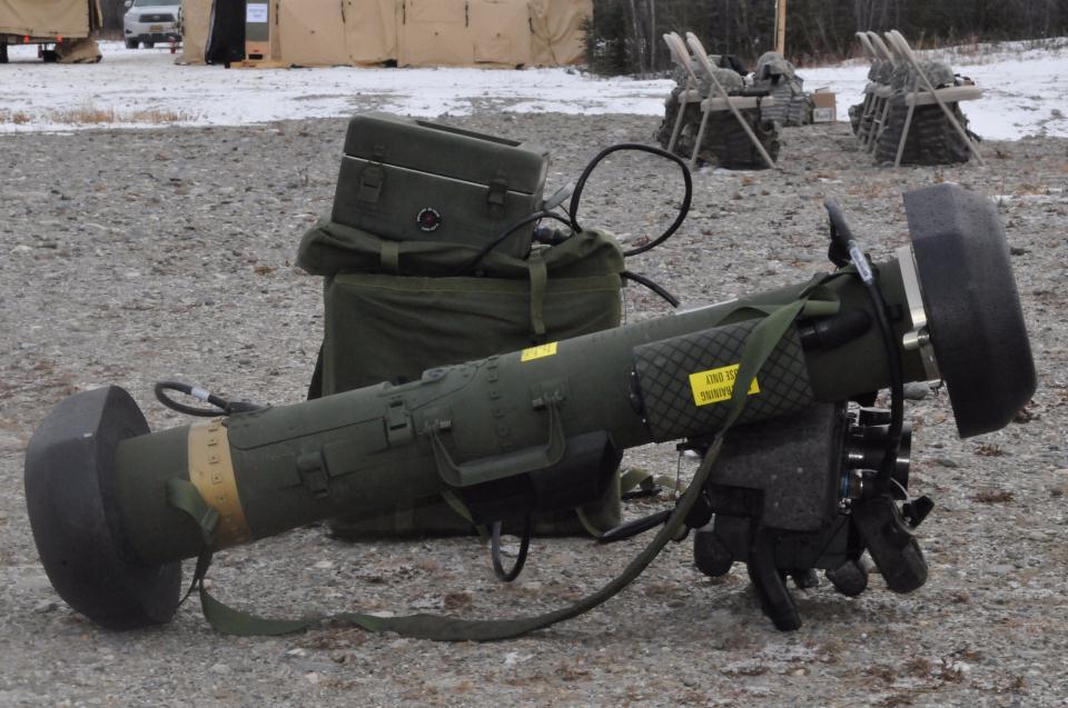 <p>Fırlat-Unut diye tabir edilen anti-tank füzesidir. </p>
