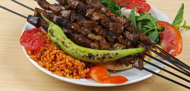 <p><strong>Ciğer Kebabı</strong></p>
