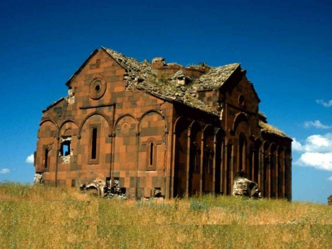 <p>Büyük Katedral</p>
