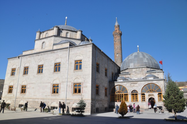 <p>Evliya Camii</p>
