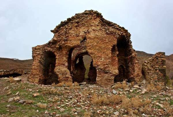 <p>Arak Manastırı (Kilisesi)</p>
