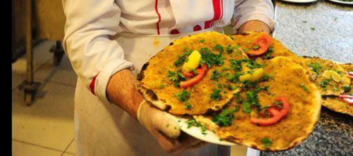 <p>KABAKLI LAHMACUN</p>
