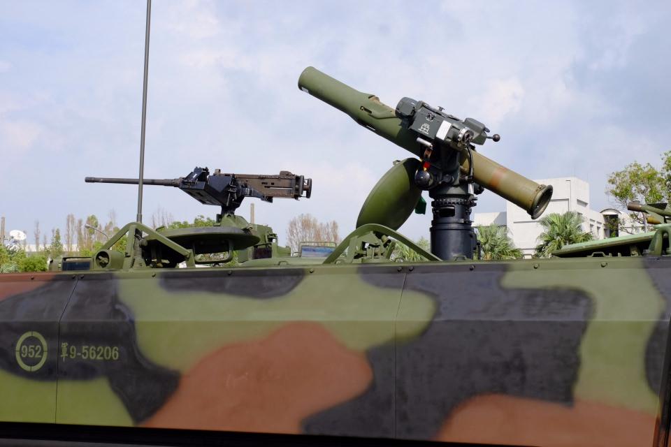 <p> Halen üretimine devam edilmekte olan füze her türlü tank zırhı geçebilmektedir.</p>