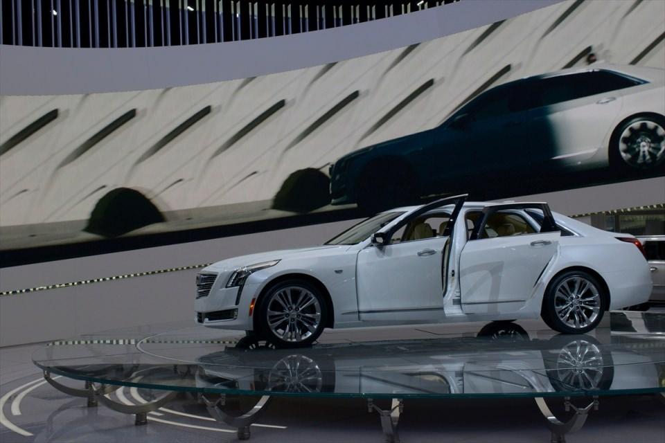<p>Cadillac CT6</p>
