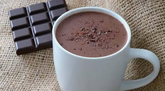 <p>İşte sıcak çikolatayı kilonuza etki etmeden tüketmek için dikkat etmeniz gereken kurallar...</p>
