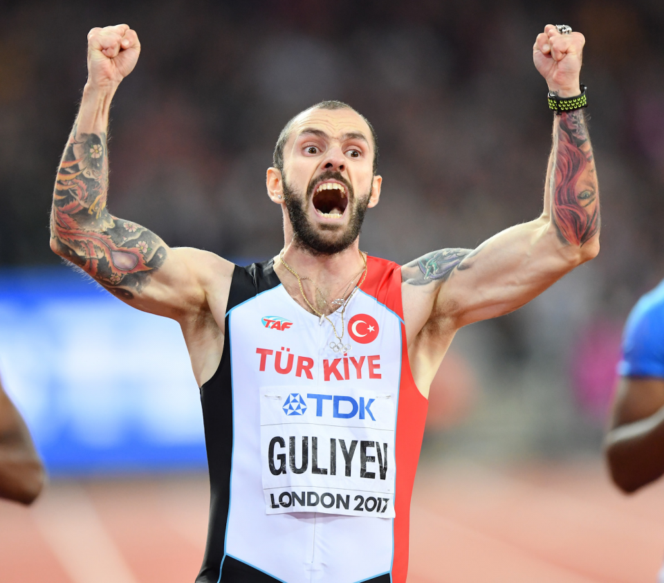 <p><strong>Ramil altına koştu</strong><br />
<br />
Dünya Atletizm Şampiyonası erkekler 200 metre final turunda yarışan milli atlet Ramil Guliyev altın madalyanın sahibi oldu.  </p>
