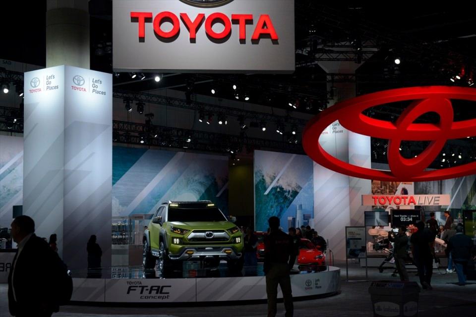 <p>Toyota FT-AC</p>
