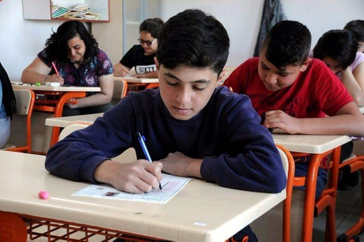 <p>Sınavda sadece 8. sınıflardan soru sorulacak. </p>