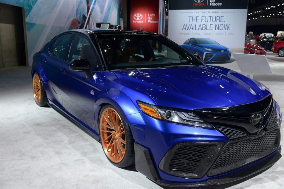 <p>Toyota Camry SXE</p>
