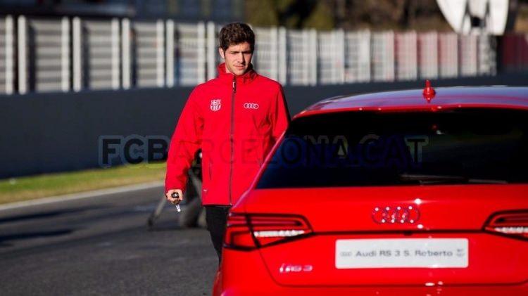 <p>SERGI ROBERTO</p>

<p>AUDI RS3 SPORTBACK 2.5 TFSI QUATTRO — Metalik Catalonia Red</p>
