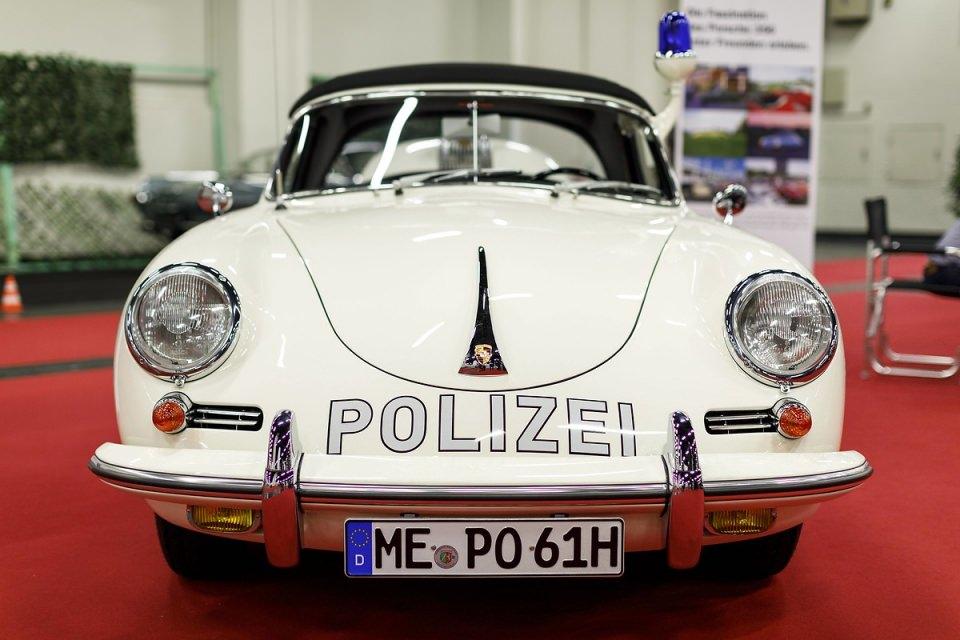 <p>Porsche 356B Cabrio Polizeiauto.</p>

<p> </p>

