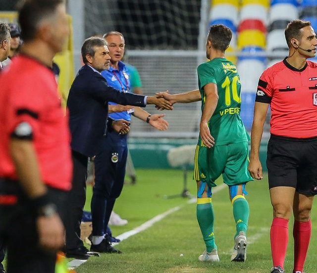 <p>Van Persie haftaya 2 golle dönüş yapar.</p>