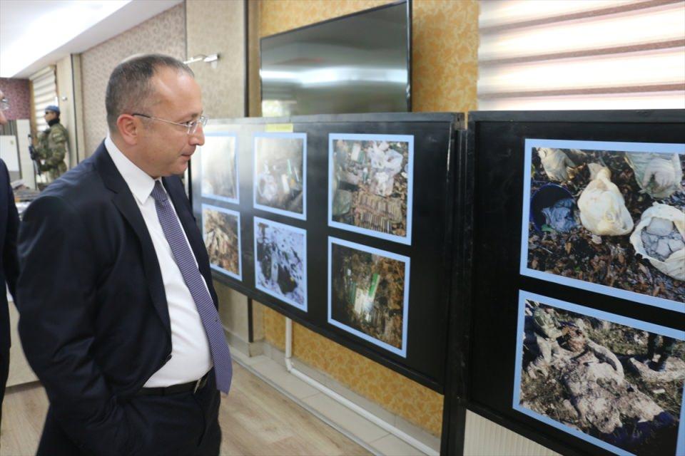<p>Her zaman devletinin yanında yer alan Siirt halkının büyük desteği ve istihbarat birimlerinin titiz ve fedakar çalışmalarıyla bölgede barınma arayışındaki PKK'lı teröristlere yönelik Eruh ve Pervari ilçe sınırları arasındaki Akmeşe bölgesinde 30 Kasım'da geniş kapsamlı operasyon düzenlendiğini belirten Atik, operasyonun hazırlık safhasıyla yaklaşık bir hafta sürdüğünü kaydetti. </p>

<p> </p>
