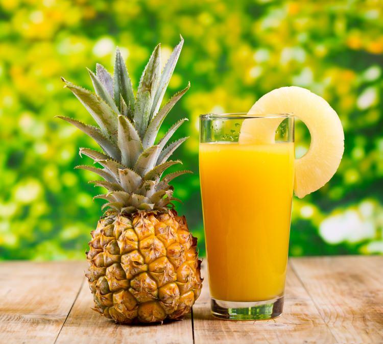 <p><strong>Ananas suyu</strong></p>

<p>Bir bardak ananas suyu 350 kalori yakmanızı sağlar.</p>
