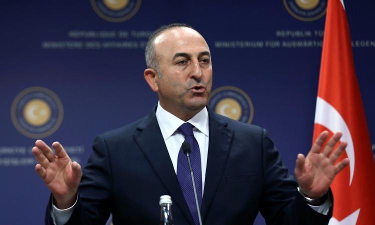 <p>Dışişleri Bakanı Mevlüt Çavuşoğlu canlı yayaında yaptığı açıklamada, ''Bir ülkenin açıklamasıyla Kudüs, İsrail'in başkenti olamaz. Türkiye olarak gereken adımları atacağız.'' dedi</p>