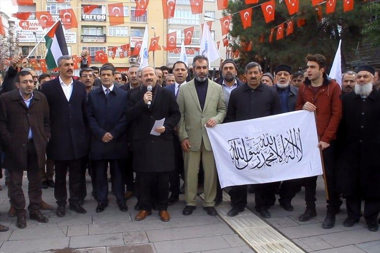 <p>ABD'nin Kudüs'ü İsrail'in başkenti olarak tanıma planı, Elazığ'da protesto edildi.</p>
<p> </p>
