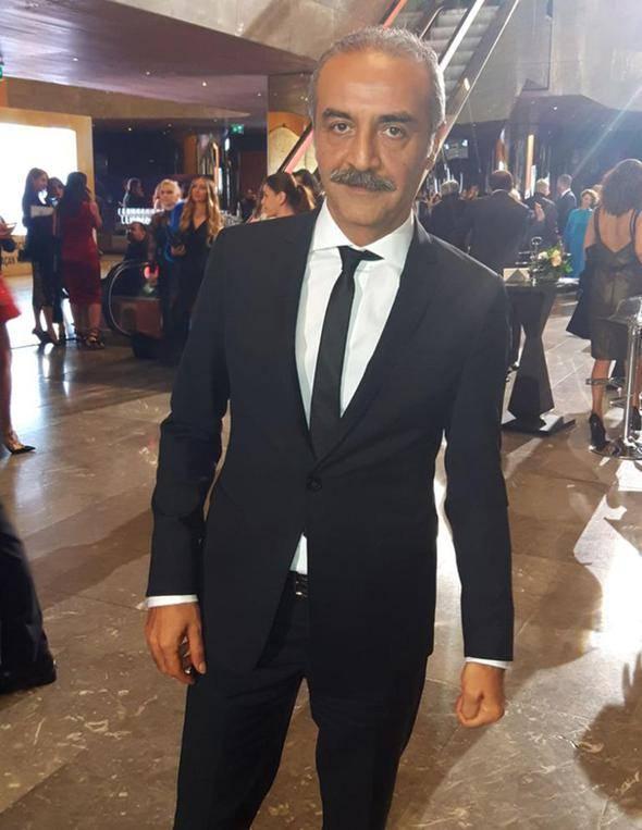 <p>32 ayrı alanda ödül verilen törene pekçok ünlü isim katıldı. <strong>İşte Altın Kelebek Ödüllerinde şıklık yarışı...</strong></p>