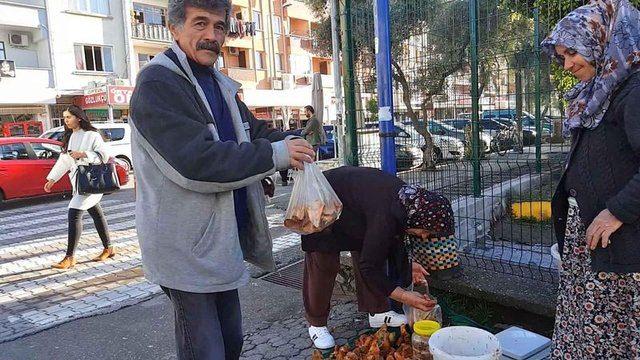 <p><strong>ORMANDA TOPLADIĞI MANTARLARIN SİPARİŞİNE YETİŞEMİYOR</strong></p>

<p>&nbsp;</p>
