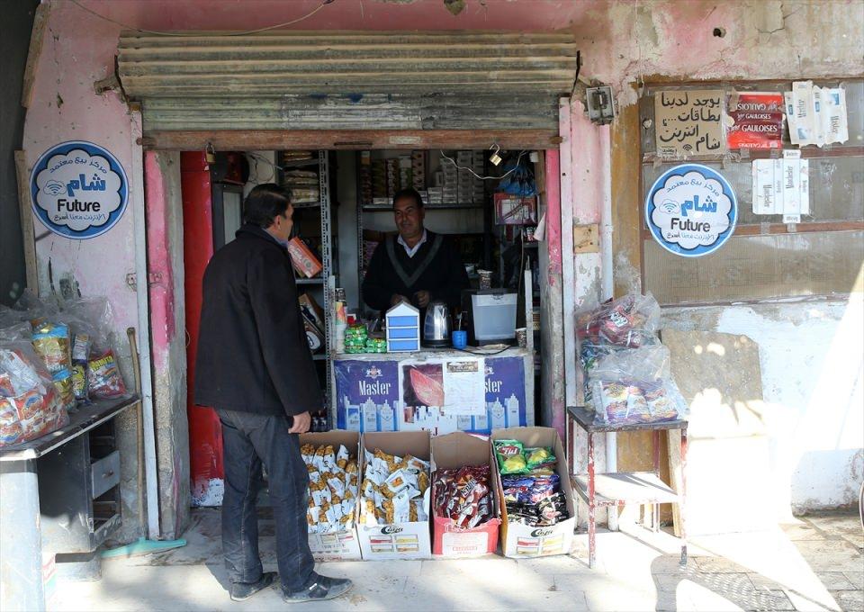 <p>30'a yakın uzmanı, 150’ye yakın personeliyle sağlık hizmetleri veriyor. Hastanede ameliyat dahil tüm tıbbi müdahaleler yapılabiliyor." diye konuştu.</p>
