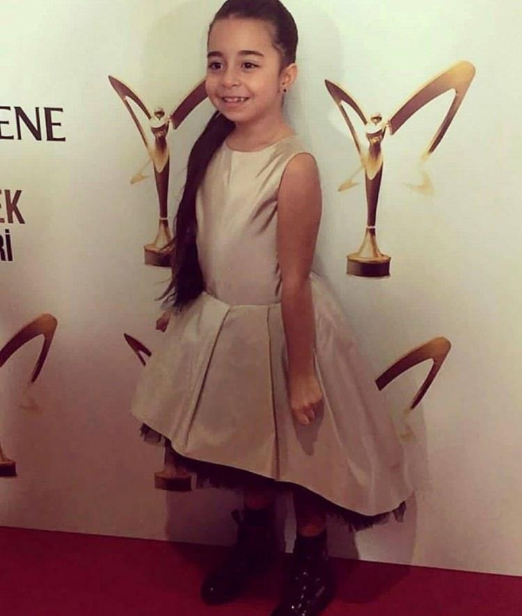 <p><strong>Beren Gökyıldız</strong></p>
