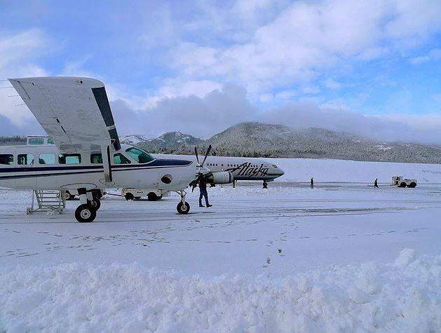 <div><strong>Alaska Ketchikan Uluslararası - Alaska</strong></div>
<div> </div>
<div>Alaska Ketchikan Uluslararası Havaalanı süper kısa bir piste sahip ve her sene yaklaşık 50 ila 190 inç arası yağmur ile birlikte don yaşanmakta.</div>
