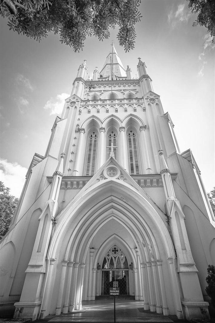 <p>The majestic St. Andrew's Cathedral Tower - Andrean Hadhianto Kwee </p>
