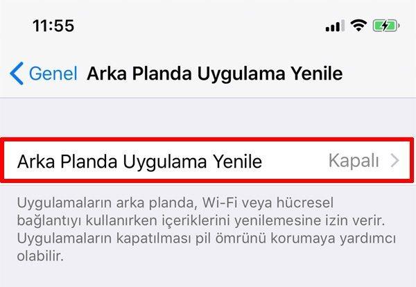 <p><strong>ARKA PLANDA UYGULAMA YENİLEYİ KAPATIN</strong></p>

<p>Arka planda uygulama yenile özelliğini kapatın. Aksi takdirde uygulama içeriğinin yeniler durur. Mesela Facebook veya Twitter'a girdiğinizde, haber kaynağı ve diğer güncellemeler siz istemeden otomatik olarak karşınıza gelecektir. Bir yandan faydalı, ama diğer yandan pil ömrünü biraz yiyen ve işlemci döngüsünde yer kaplayan bir işlem. Bu seçeneğe Ayarlar>Genel>Arka Planda Uygulama Yenile'den ulaşabilirsiniz. İsterseniz tüm uygulamaları kapatabilir veya listeden tek tek istediğinizi seçebilirsiniz.</p>
